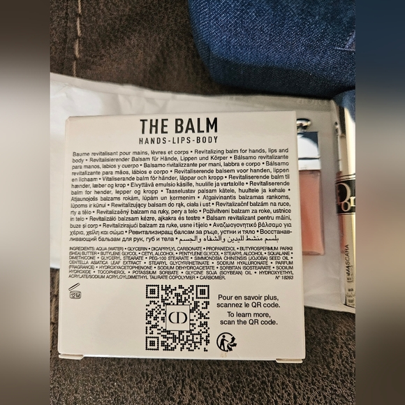 New in box never used.. Dior beautybag. Jeans color with silver hardware. - Picture 6 of 8